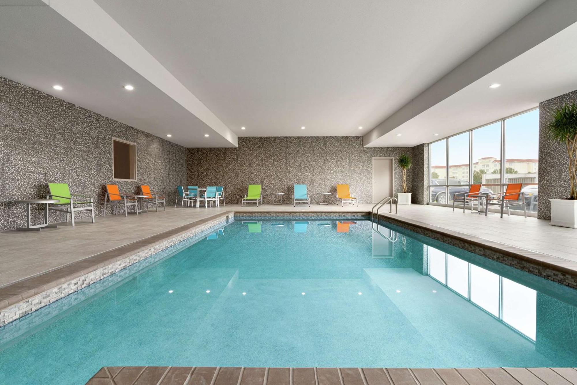 Home2 Suites By Hilton Norfolk Airport Exterior photo